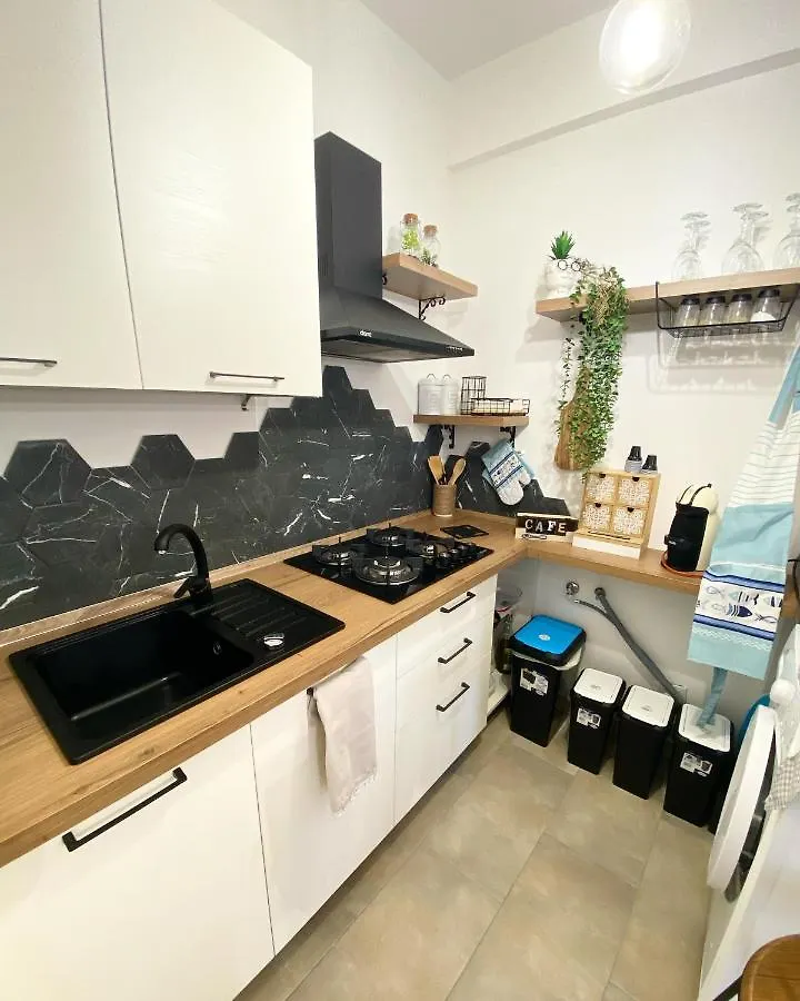 Cala Holidays Vicino Aeroporto&Mare Carini Apartment